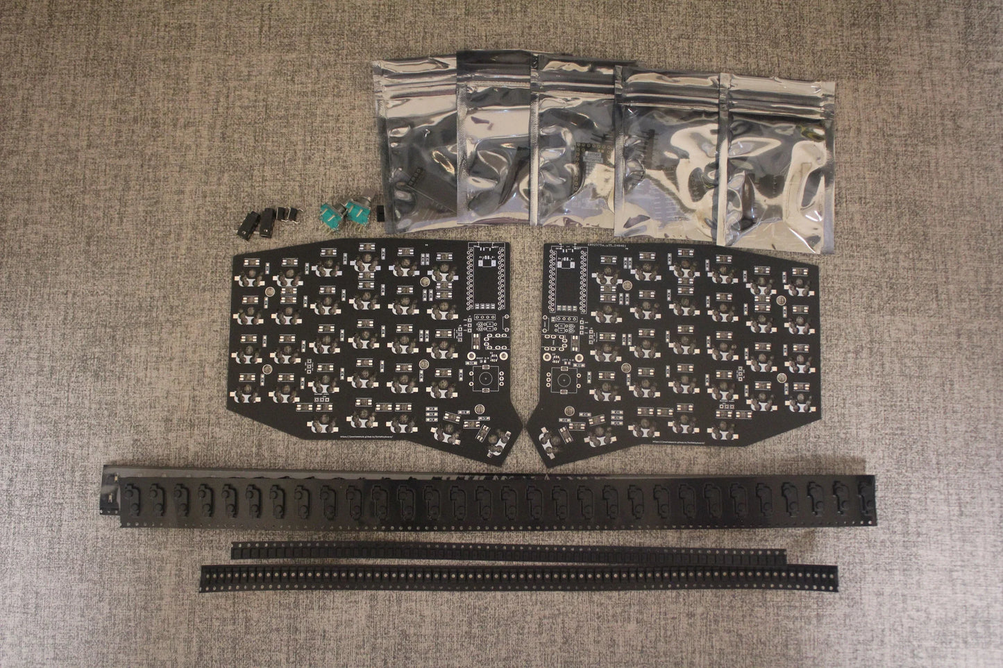 Sofle Split Mechanical Keyboard PCB Kit – Customizable Wired/Wireless RGB DIY Kit for Gamers and Enthusiasts