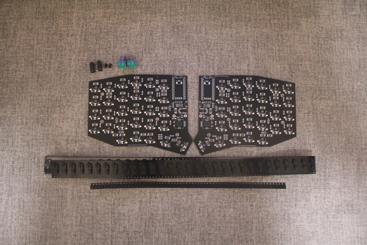 Sofle Split Mechanical Keyboard PCB Kit – Customizable Wired/Wireless RGB DIY Kit for Gamers and Enthusiasts